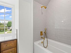6217  Locke Avenue , Fort Worth Texas 76116