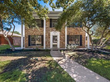 2404  Heather Hill Lane 