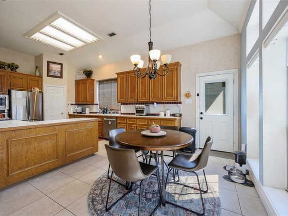 3900  Silkwood Trail , Arlington Texas 76016