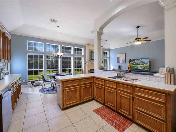 3900  Silkwood Trail , Arlington Texas 76016