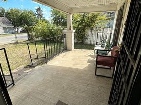 2613  Hale Avenue , Fort Worth Texas 76106