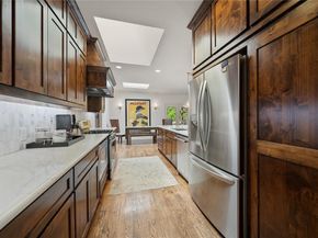 3217  Rolling Knoll Drive , Farmers Branch Texas 75234