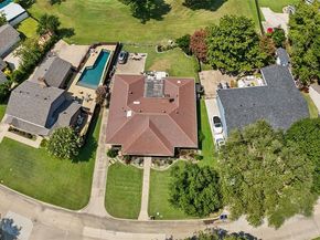 3217  Rolling Knoll Drive , Farmers Branch Texas 75234