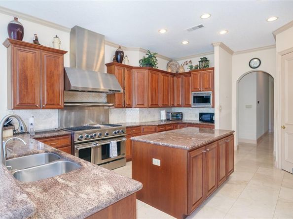 4612  Windsor Ridge Drive , Irving Texas 75038