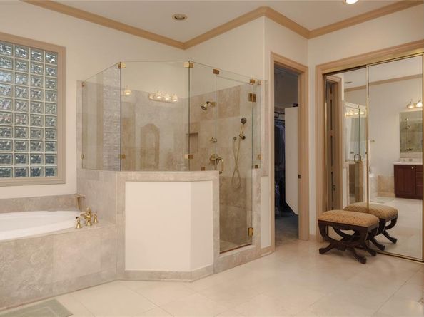4612  Windsor Ridge Drive , Irving Texas 75038