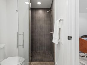 2408  Victory Park Lane  1140, Dallas Texas 75219