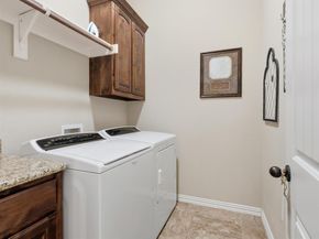 100  Valle Court , Azle Texas 76020