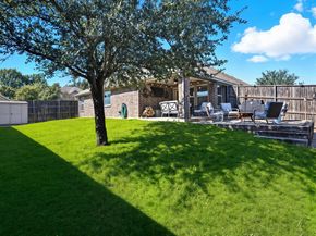 100  Valle Court , Azle Texas 76020