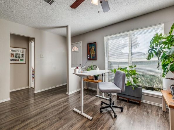 5723  Russcrest Drive , Dallas Texas 75227