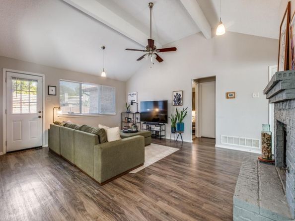 5723  Russcrest Drive , Dallas Texas 75227