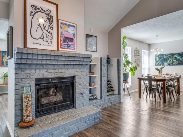 5723  Russcrest Drive , Dallas Texas 75227