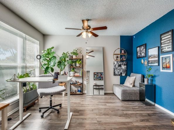 5723  Russcrest Drive , Dallas Texas 75227