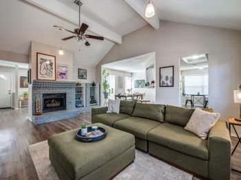 5723  Russcrest Drive 