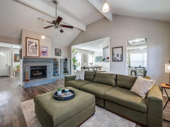 5723  Russcrest Drive , Dallas Texas 75227