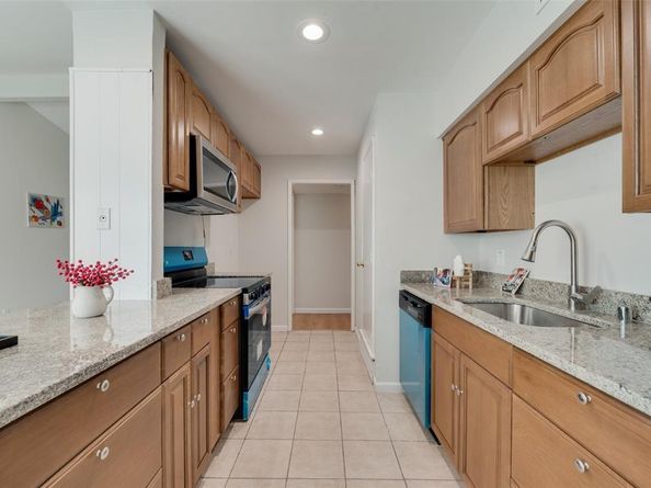 2403  Briarwood Lane , Carrollton Texas 75006