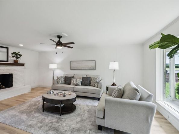 1915  Greenhaven Drive , Richardson Texas 75080