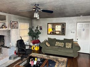 403 N Tennant Street , Dallas Texas 75208