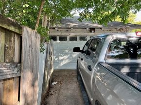 403 N Tennant Street , Dallas Texas 75208