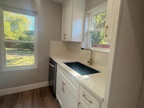 5252  Parkview Drive , Haltom City Texas 76148