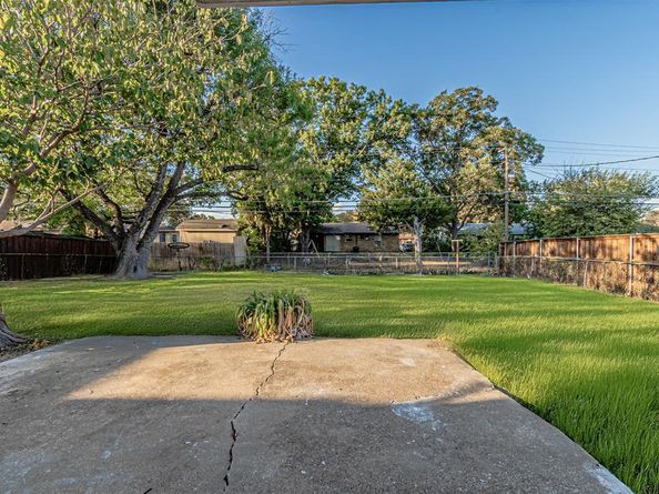 765  Kirnwood Drive , Dallas Texas 75232