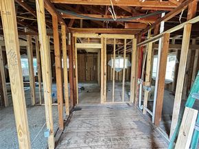 818  Hollywood Avenue , Dallas Texas 75208