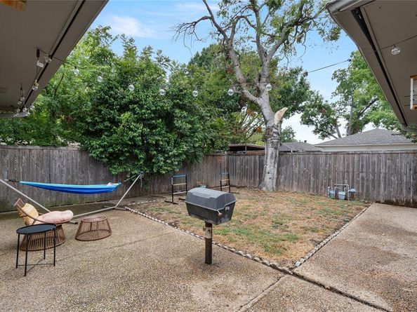 10025  Olmos Drive , Dallas Texas 75218