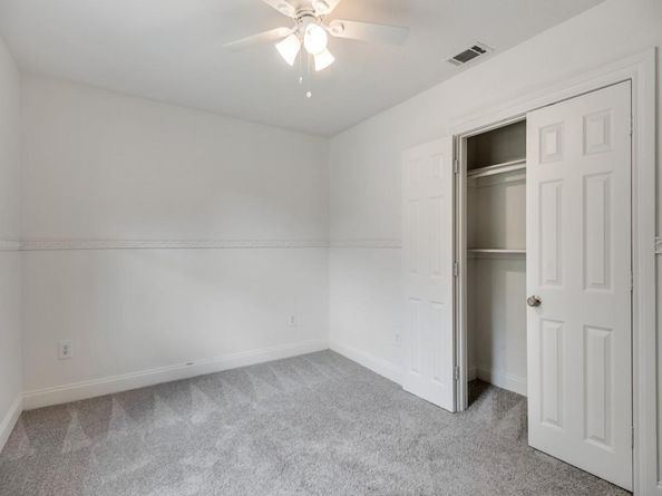 2405  Hillglenn Road , Dallas Texas 75228