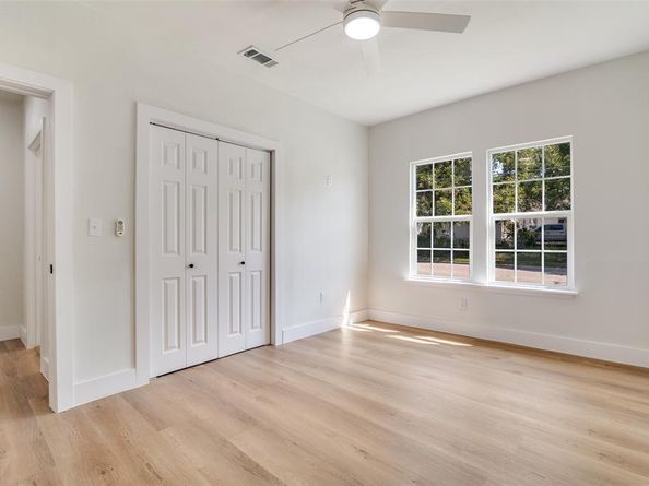 718  Grandview Avenue , Dallas Texas 75223