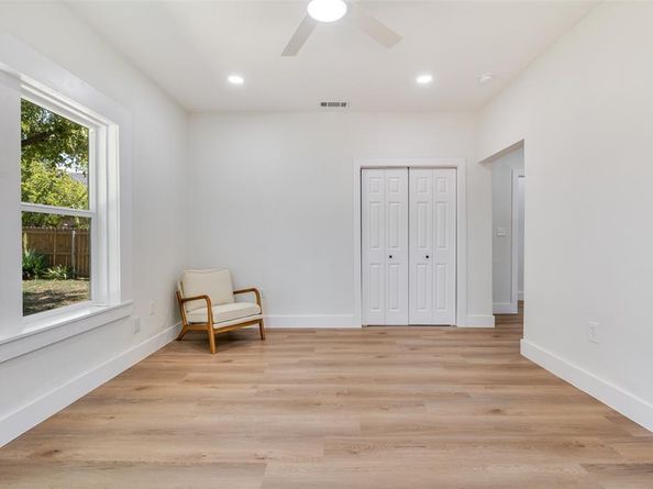 718  Grandview Avenue , Dallas Texas 75223