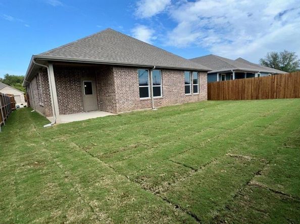 2617  MCCORMICK Street , Denton Texas 76205