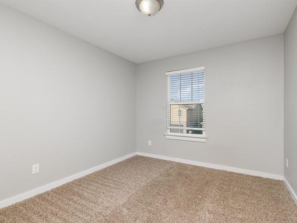 3610  Apple Valley Way , Dallas Texas 75227
