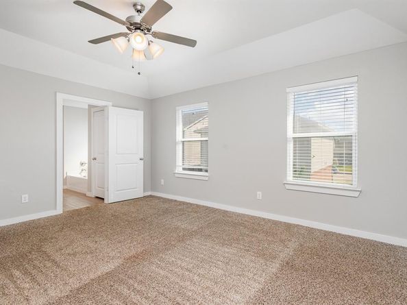 3610  Apple Valley Way , Dallas Texas 75227