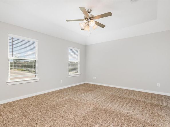 3610  Apple Valley Way , Dallas Texas 75227