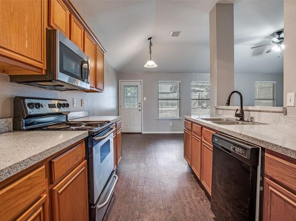 5956  Wisdom Creek Drive , Dallas Texas 75249