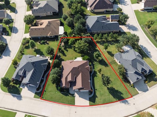 9004  Freeport Drive , Denton Texas 76207