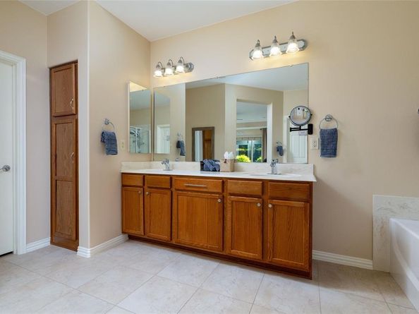 9004  Freeport Drive , Denton Texas 76207
