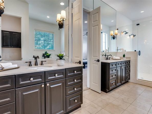 1120  Hemingway Lane , Irving Texas 75063