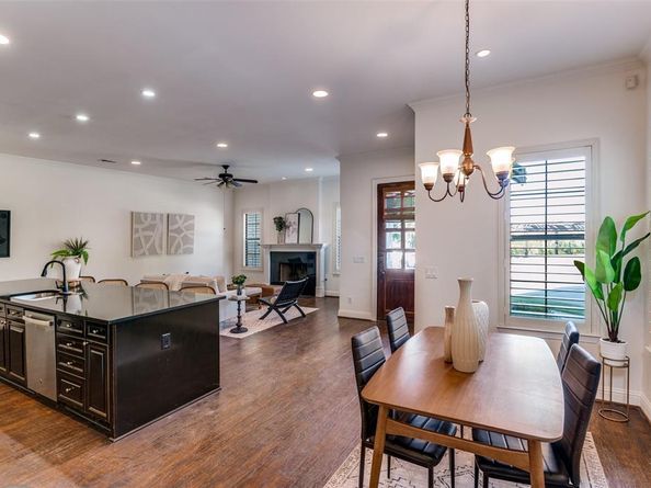 1120  Hemingway Lane , Irving Texas 75063