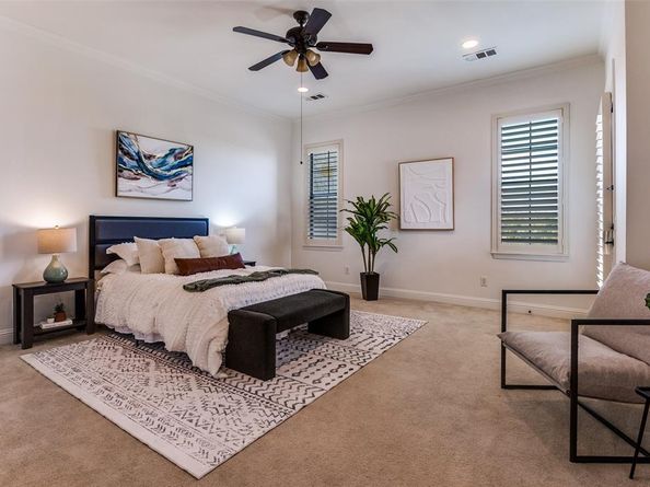 1120  Hemingway Lane , Irving Texas 75063