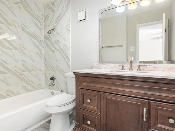 3607 W Northgate Drive  113, Irving Texas 75062