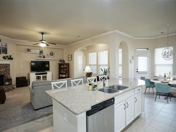 3637  Saratoga Downs Way , Fort Worth Texas 76244