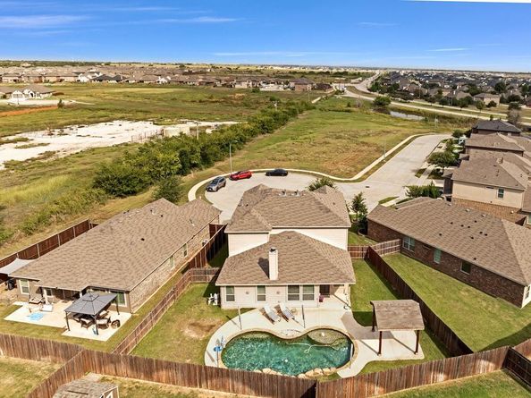 1777  Rio Penasco Road , Fort Worth Texas 76052