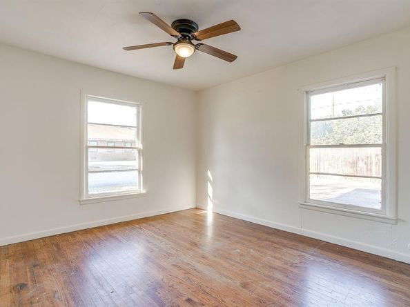 201 N Normandale Street , White Settlement Texas 76108