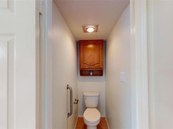 2842  Kingswood Drive , Garland Texas 75040