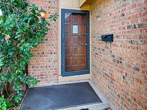 2930  Canis Circle , Garland Texas 75044