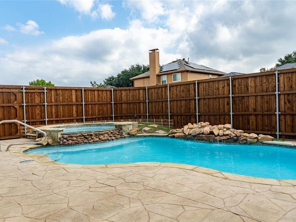 2604  Hackberry Creek , Mesquite Texas 75181
