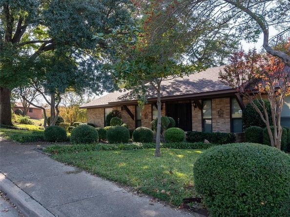 7421  Indian Ridge Trail , Dallas Texas 75232