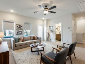 1053  Manacor Lane , Dallas Texas 75212