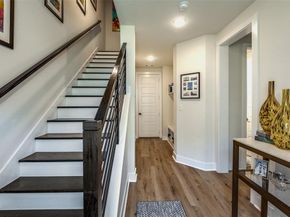 1053  Manacor Lane , Dallas Texas 75212