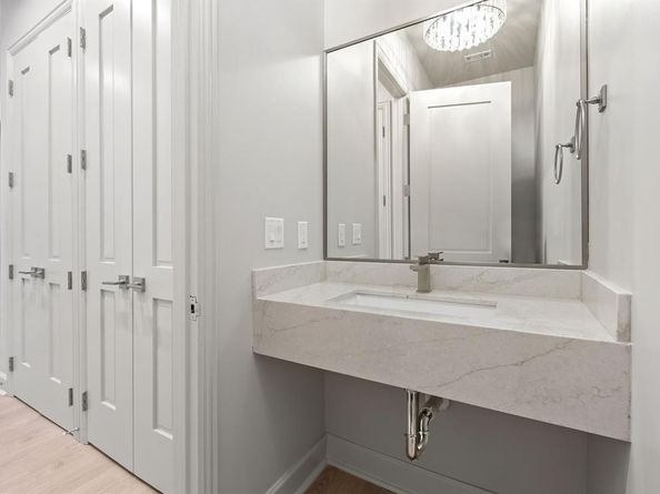 1900 S Ervay Street  410, Dallas Texas 75215